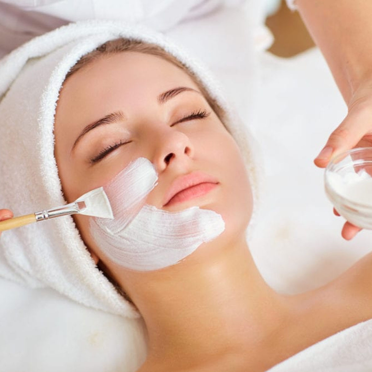 Natural Home Remedies for Common Skin Ailments