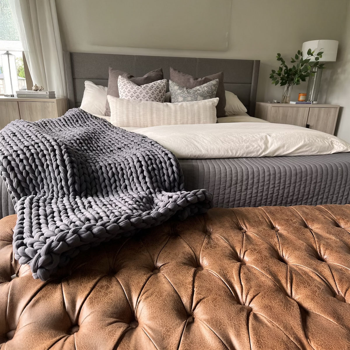 weighted blankets, do weighted blankets work, weighted blanket for anxiety, sleep aid blankets, best weighted blanket UK, deep pressure stimulation, glass bead weighted blanket, sensory blanket, ADHD sleep aid, anxiety relief blanket